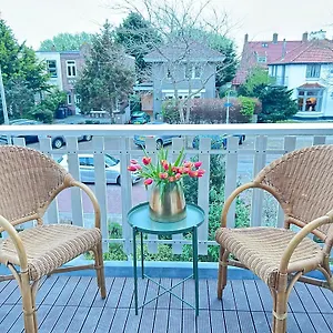 lovely-rooms.zandvoort-hotels.com/